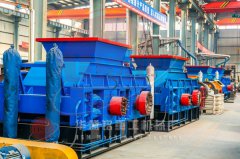 破碎河卵石、鵝卵石、青石選擇哪種機(jī)器好呢