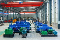 時(shí)產(chǎn)100噸對(duì)輥制砂機(jī)哪里的好呢？哪些廠(chǎng)家值得