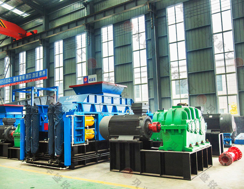 鞏義液壓對輥制砂機多少錢一臺？